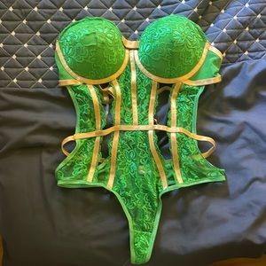 Corset Lingerie!